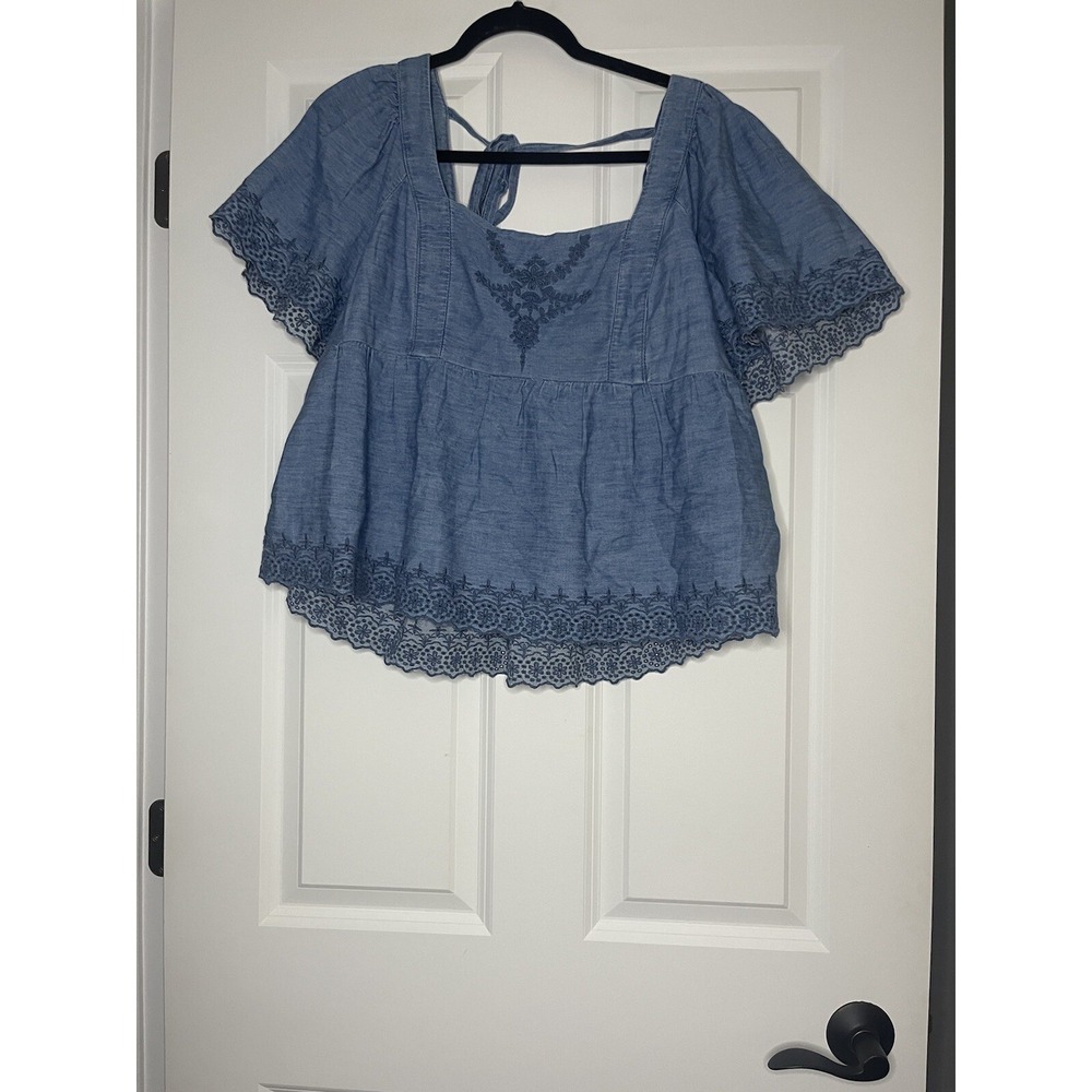 Old Navy Chambray Flutter Sleeve Embroidered Tie Top Large New With Tags